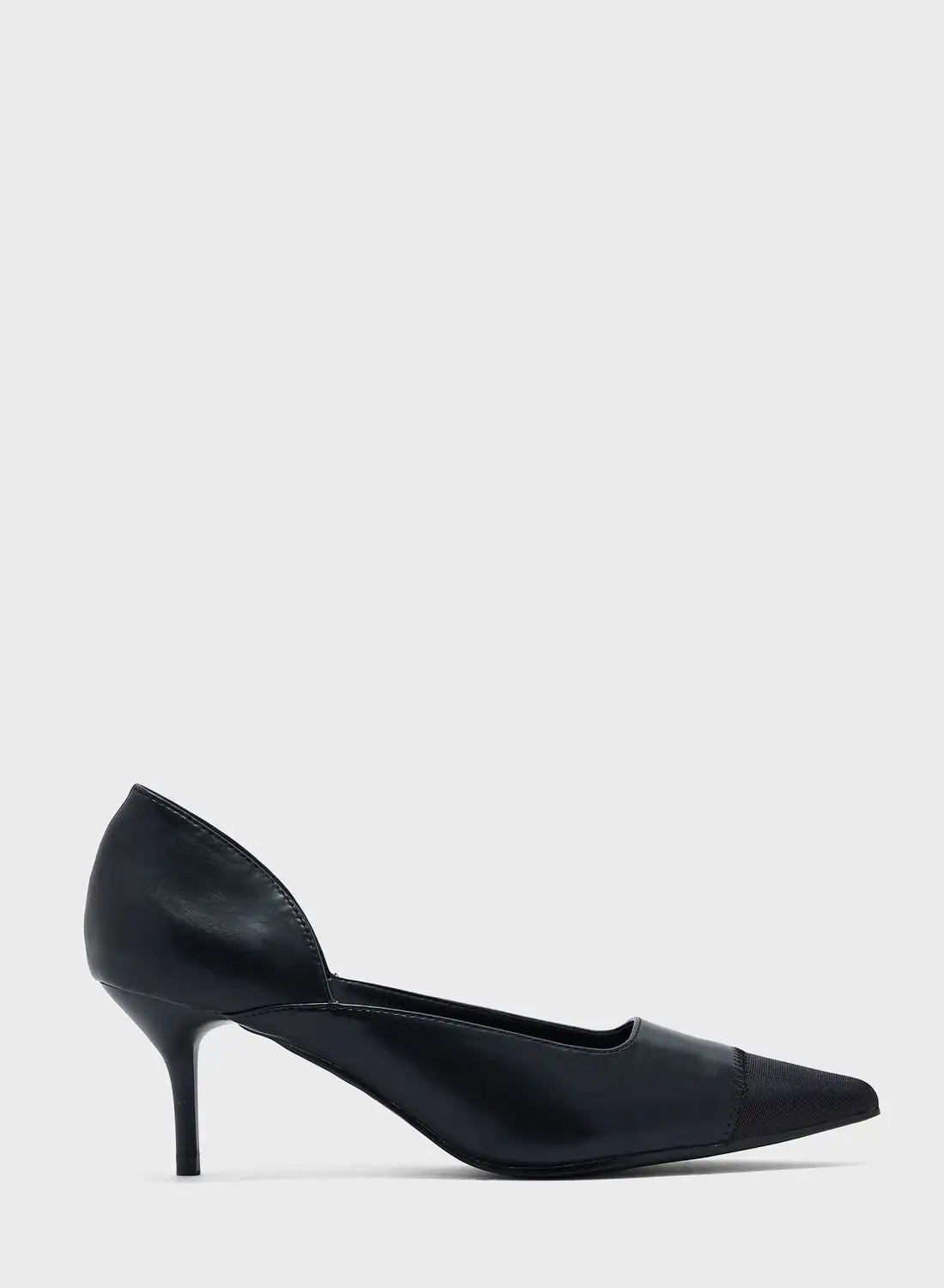 Vincci Pointed Toe Pumps