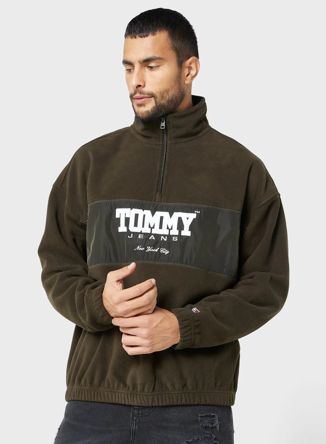 TOMMY JEANS Graphic Half Zip Sweatshirt