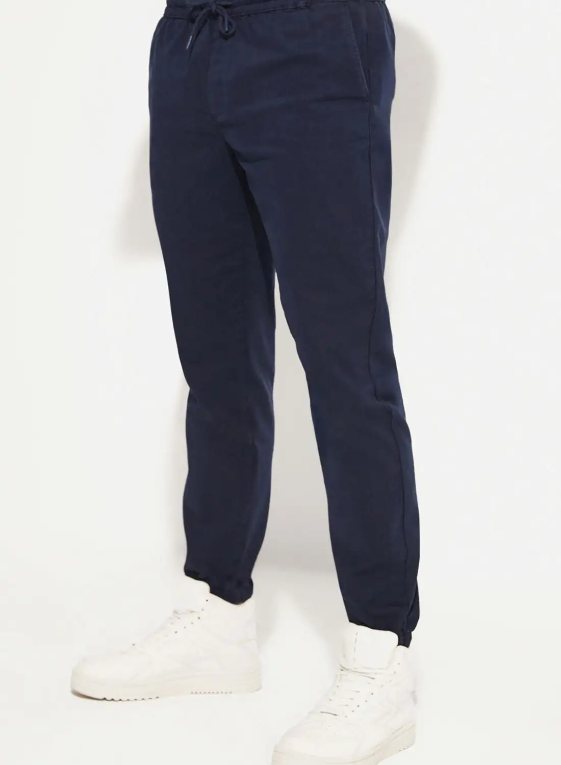 JUNE Essential Cuffed Sweatpants