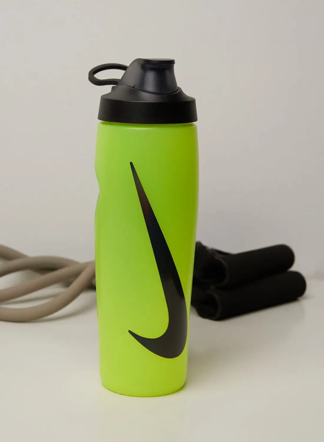 Nike Refuel Bottle Locking Lid 710Ml