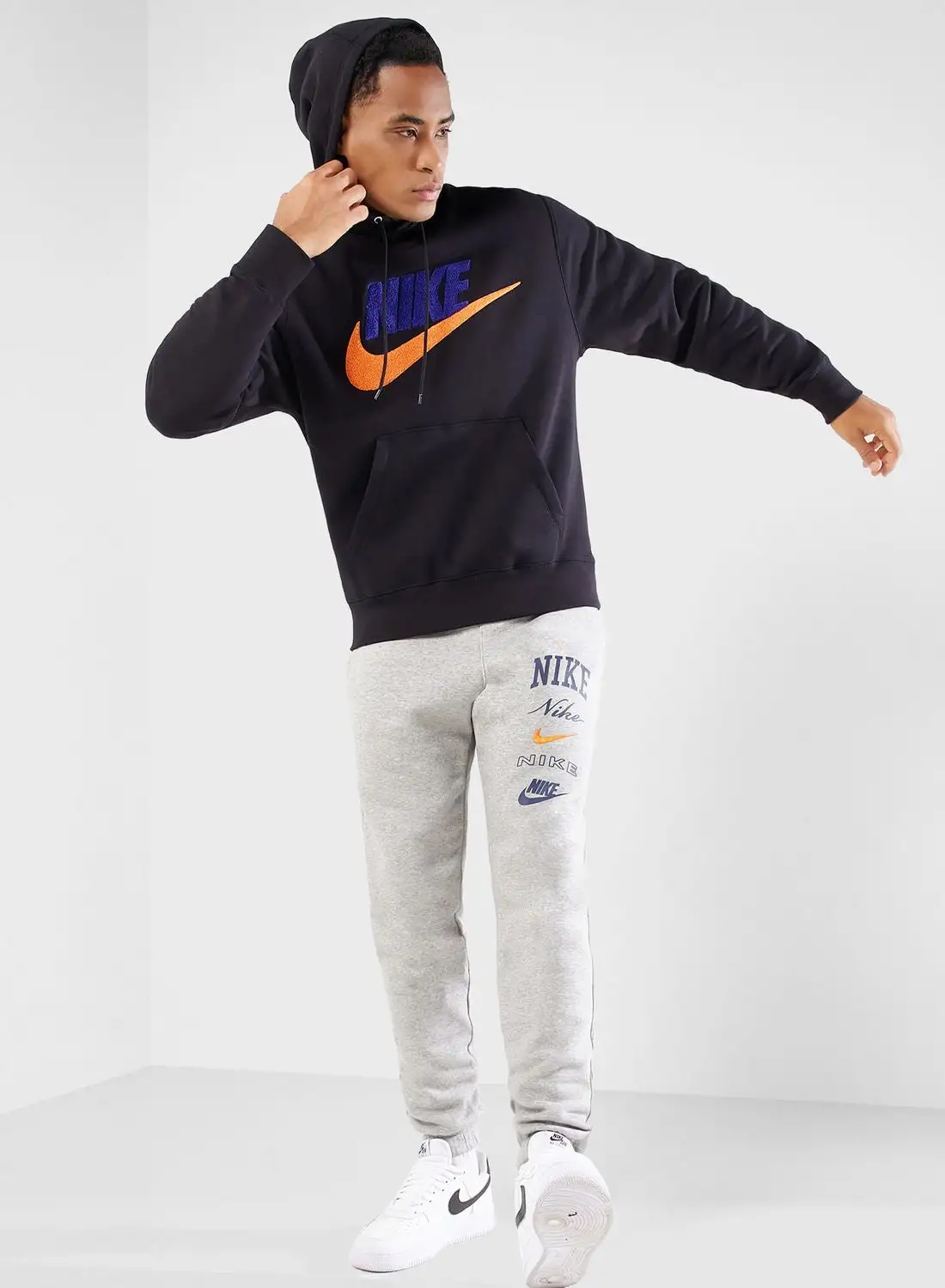 Nike Essential Club Basketball Hoodie