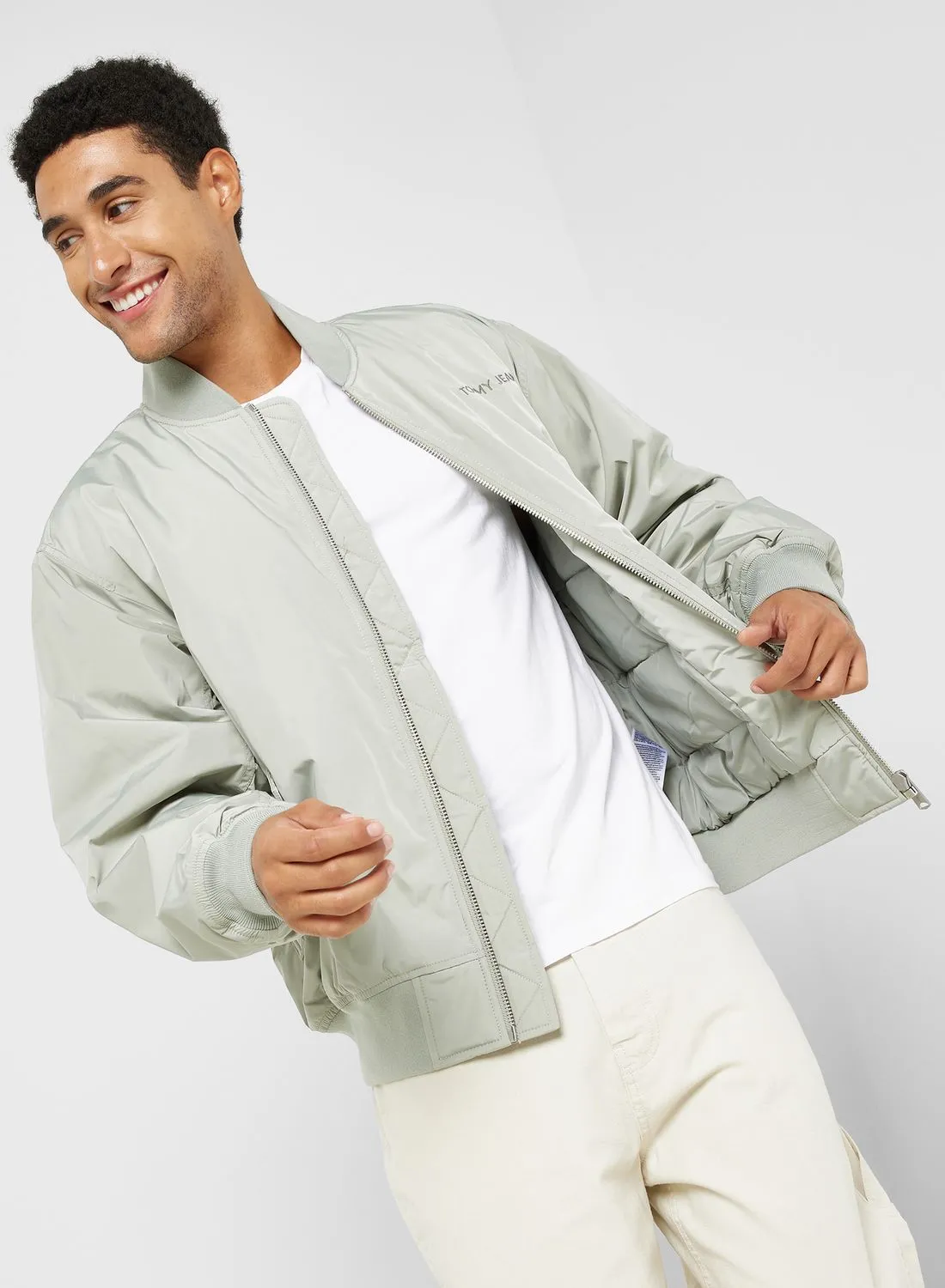 TOMMY JEANS Essential Bomber Jackets