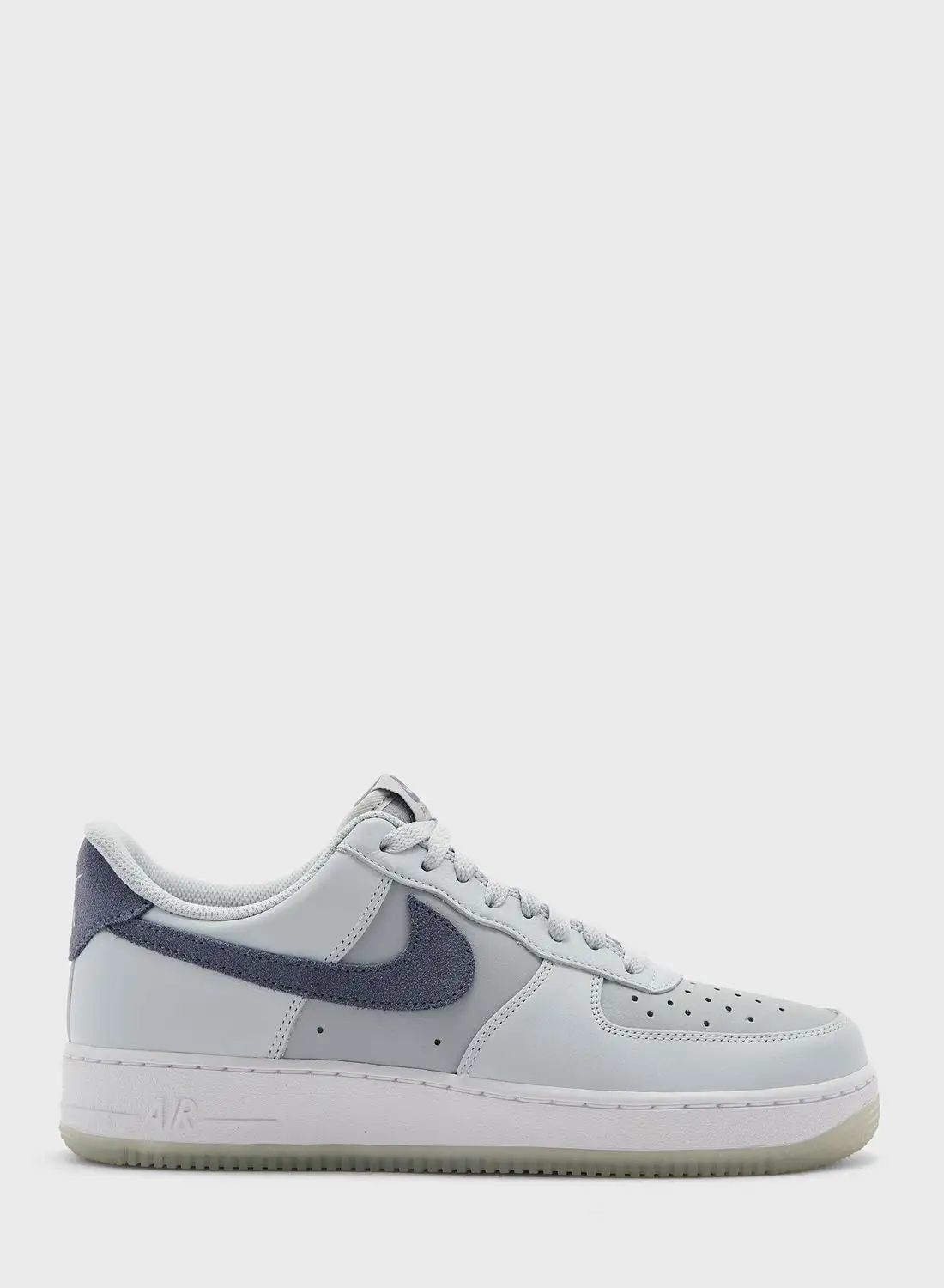 Nike Air Force 1 '07 Lv8 Essential+