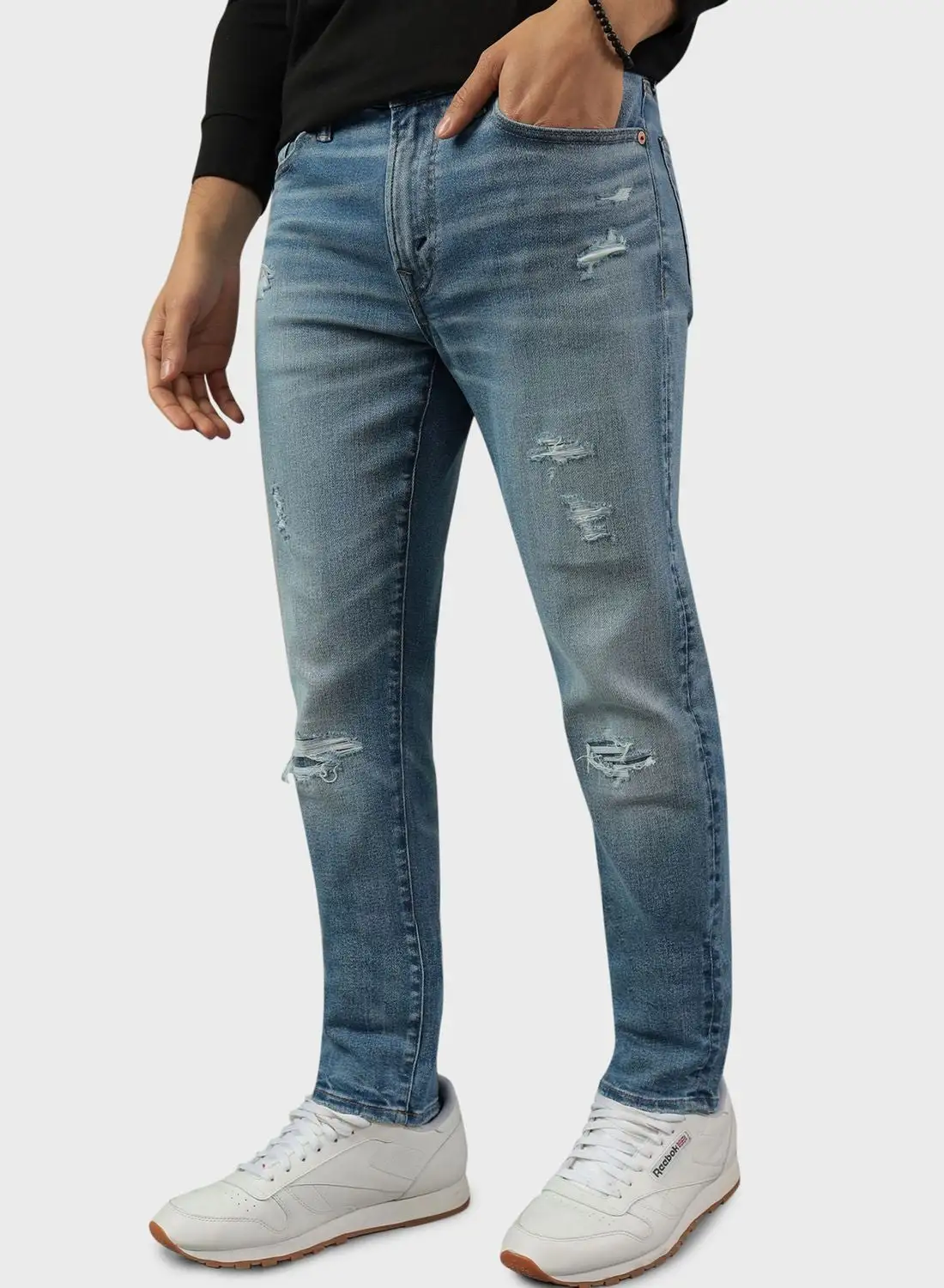 American Eagle Light Wash Slim Fit Jeans