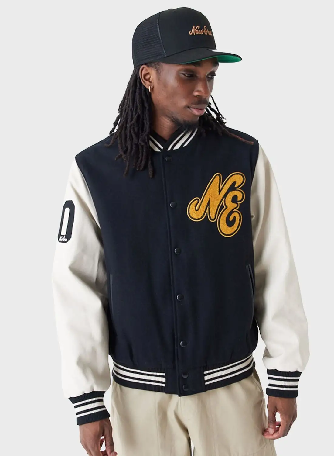 NEW ERA Essential Varsity Logo Jacket