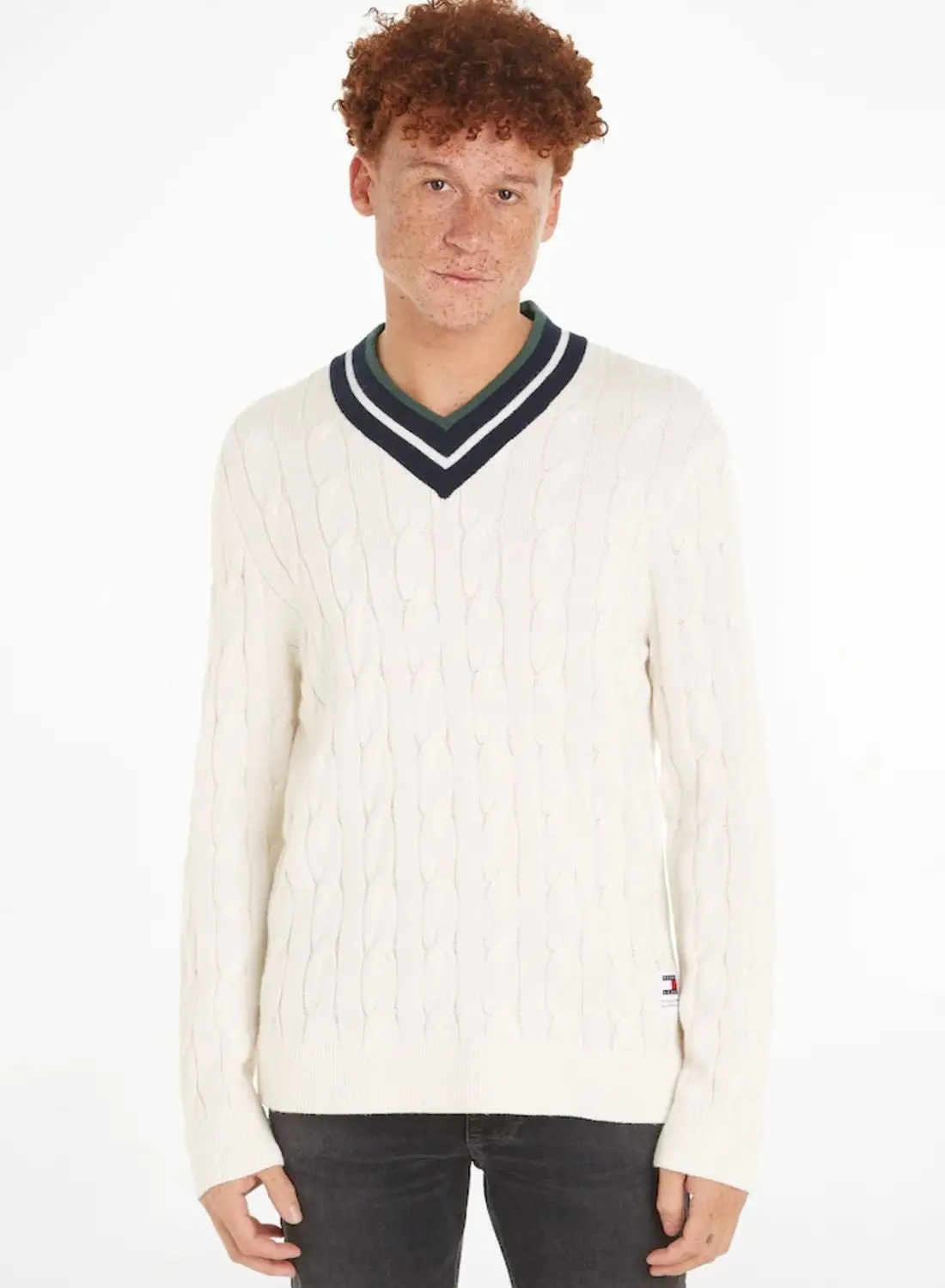 TOMMY JEANS Logo V Neck Sweater