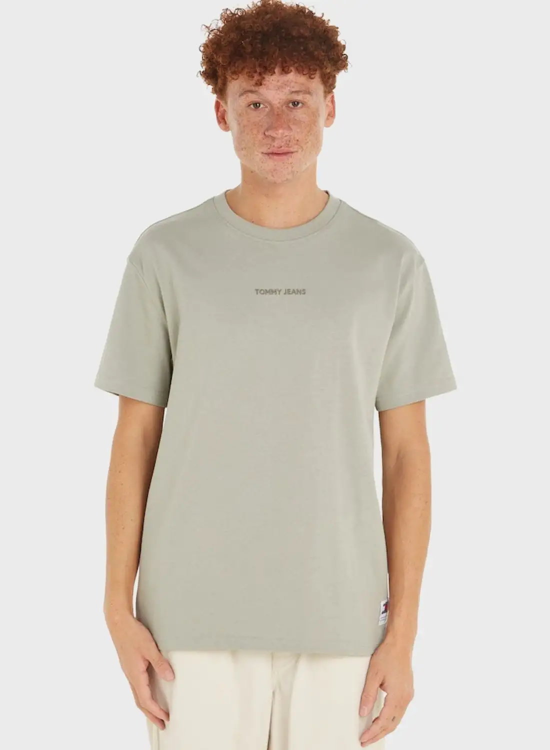 TOMMY JEANS Logo Crew Neck T-Shirt