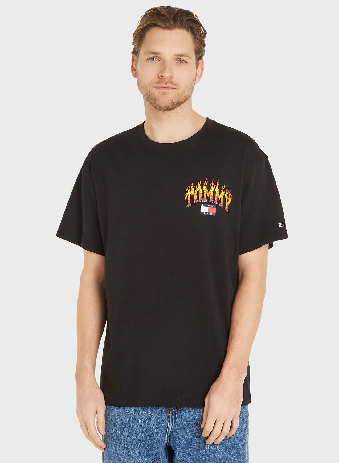 TOMMY JEANS Graphic Crew Neck T-Shirt