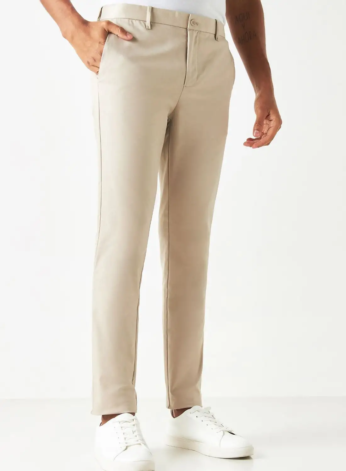 Iconic Essential Slim Fit Pants