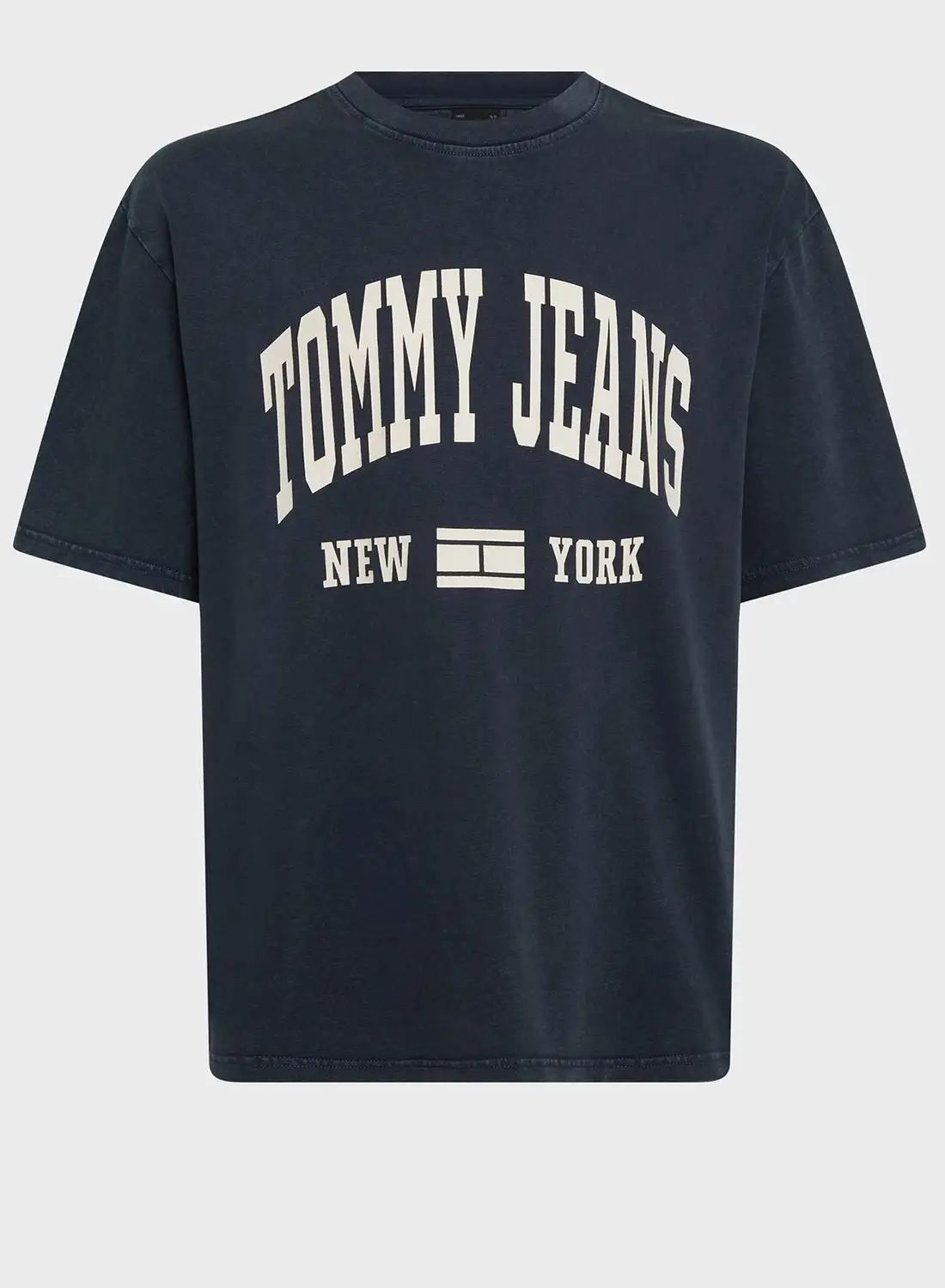 TOMMY JEANS Logo Crew Neck T-Shirt