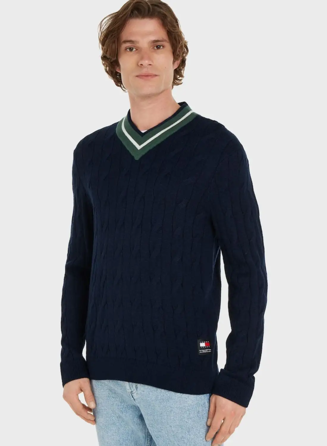 TOMMY JEANS Logo V Neck Sweater