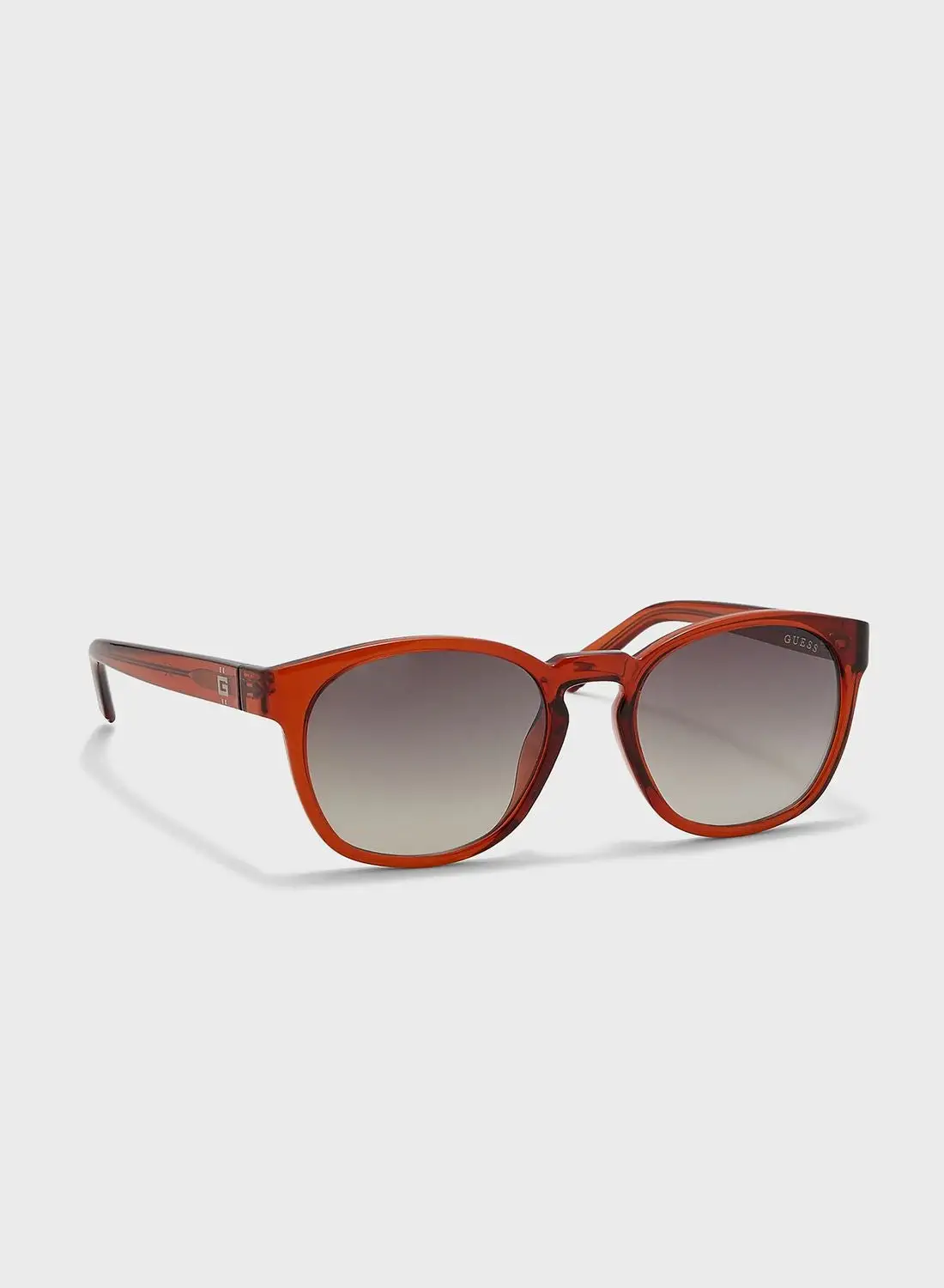 GUESS Round Shape Sunglasses