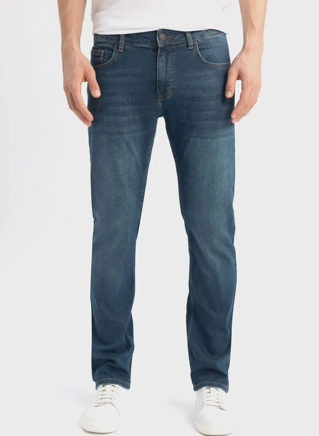 DeFacto Mid Wash Regular Fit Jeans