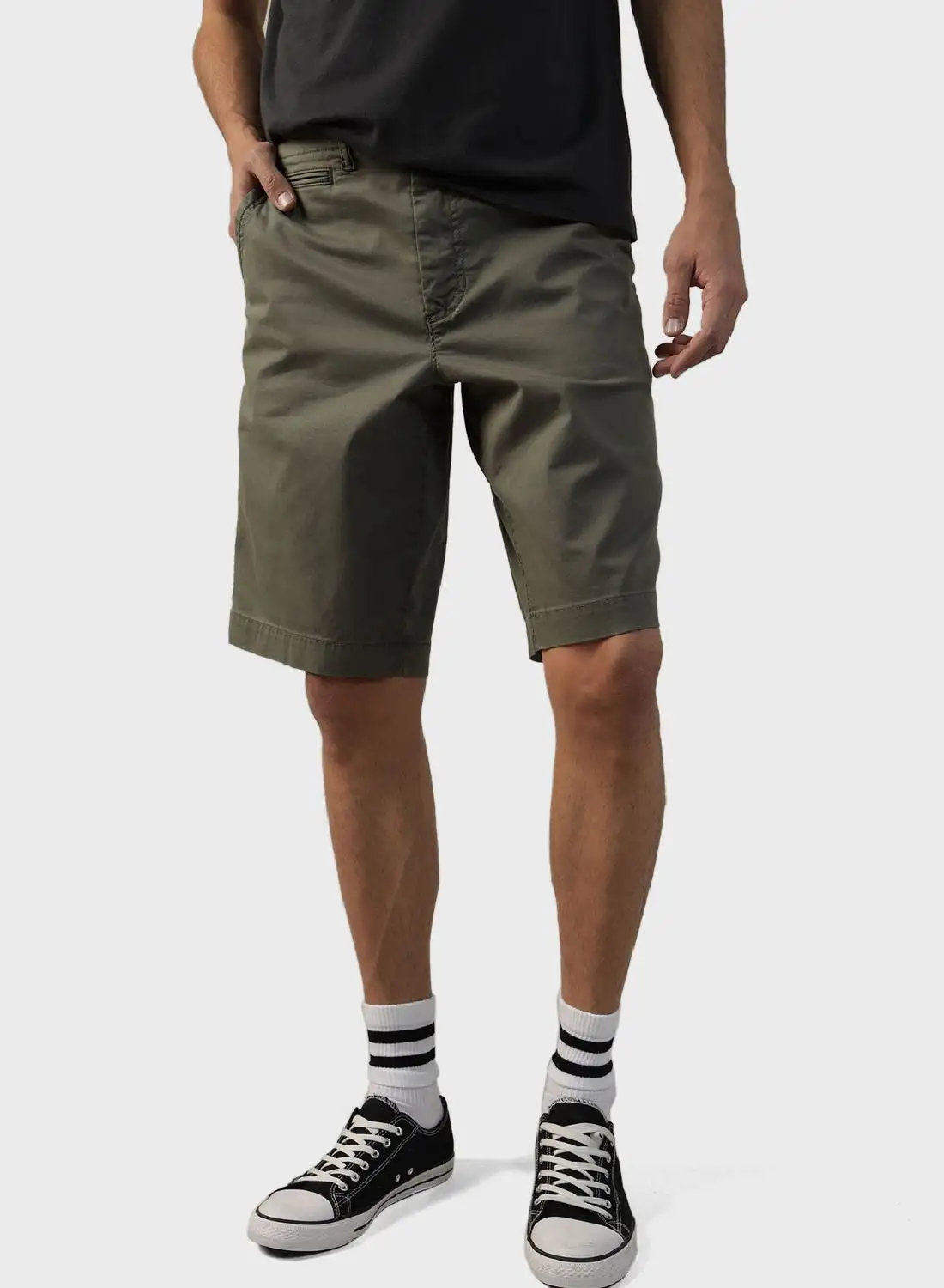 American Eagle Essential Chino Shorts