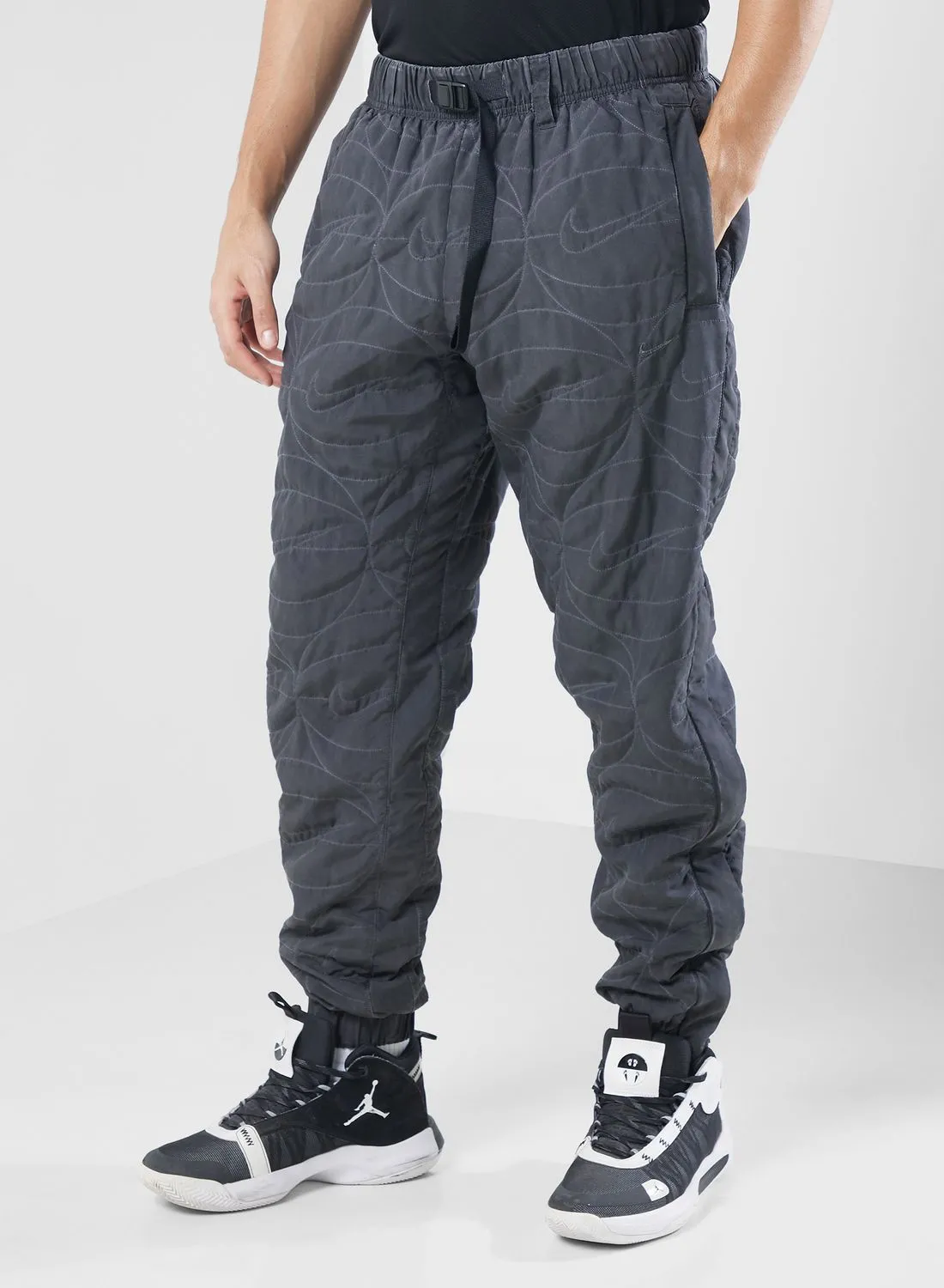 Nike Essential Pants