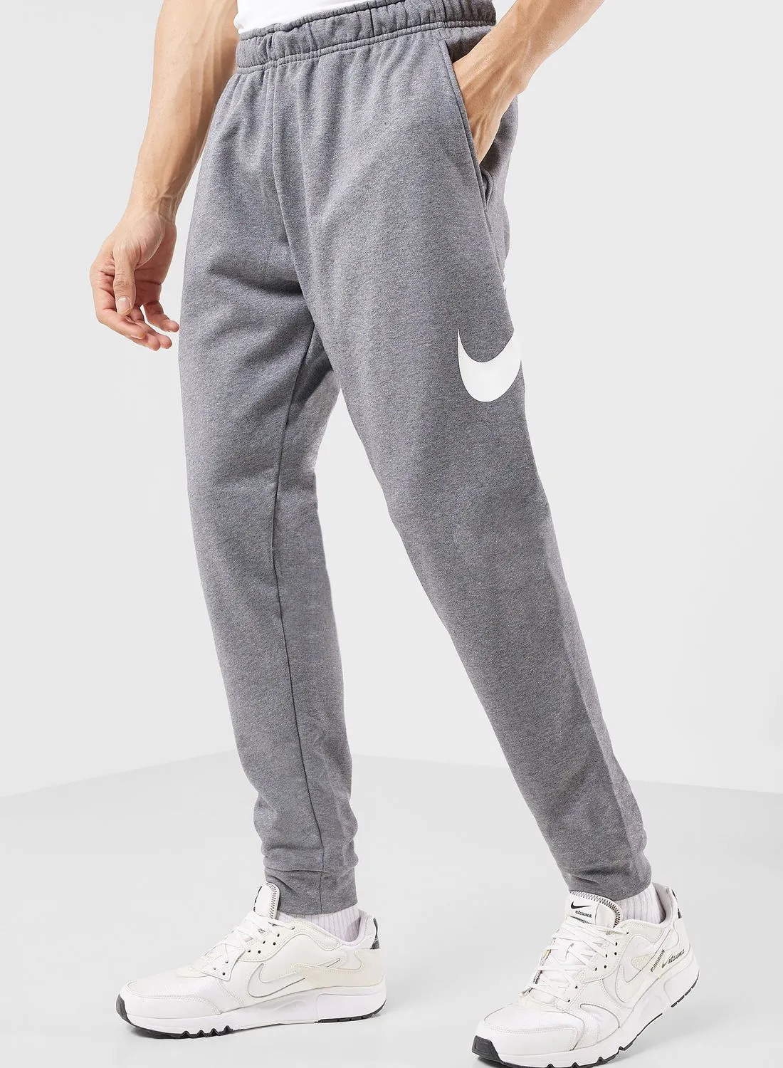 Nike Dri-Fit Taper Swoosh Pants