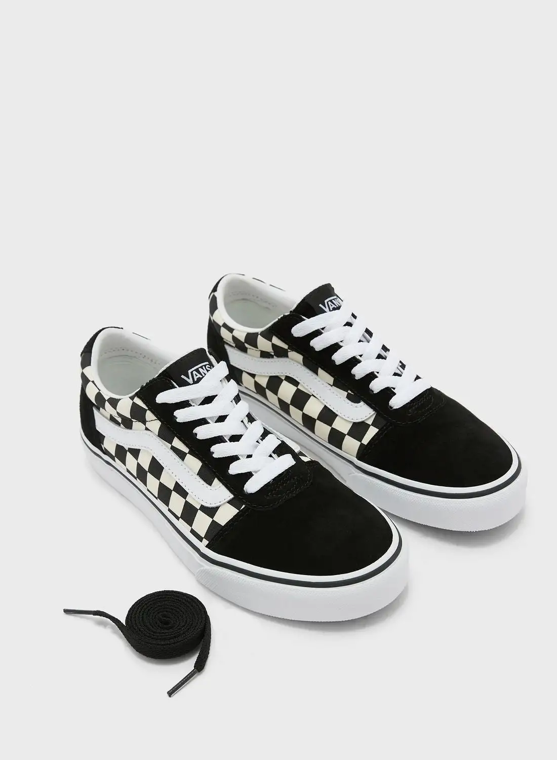 VANS Essential Asher Sneakers