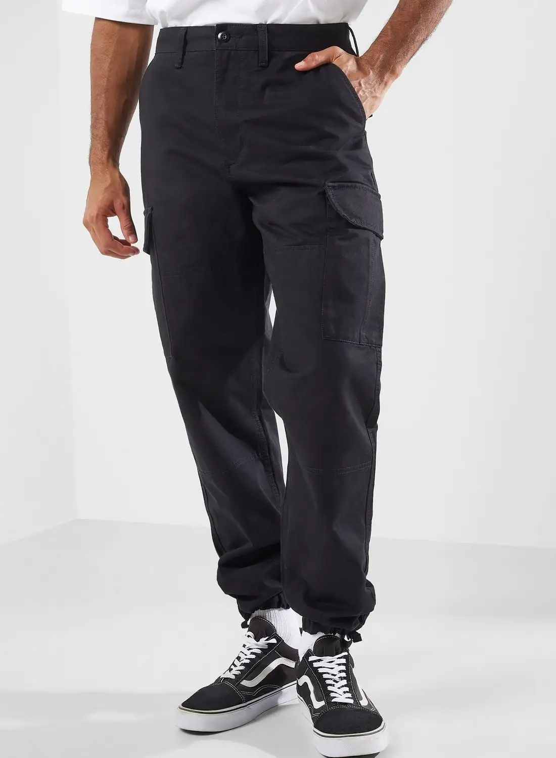 VANS Essential Cargo Pants