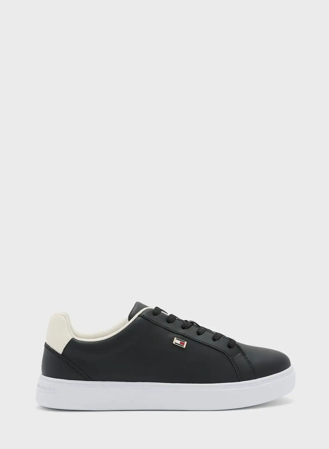 TOMMY HILFIGER Flag Court Low Top Sneakers