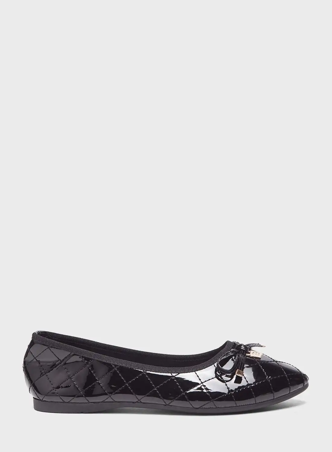 shoexpress Pointed Toe Flat Ballerinas