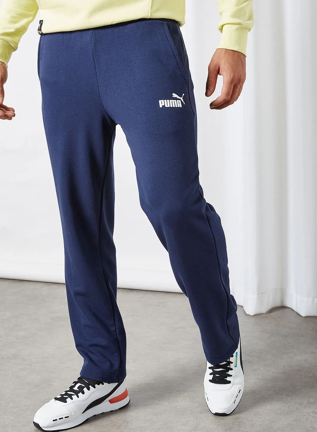 PUMA Essential Logo Sweatpants Peacoat