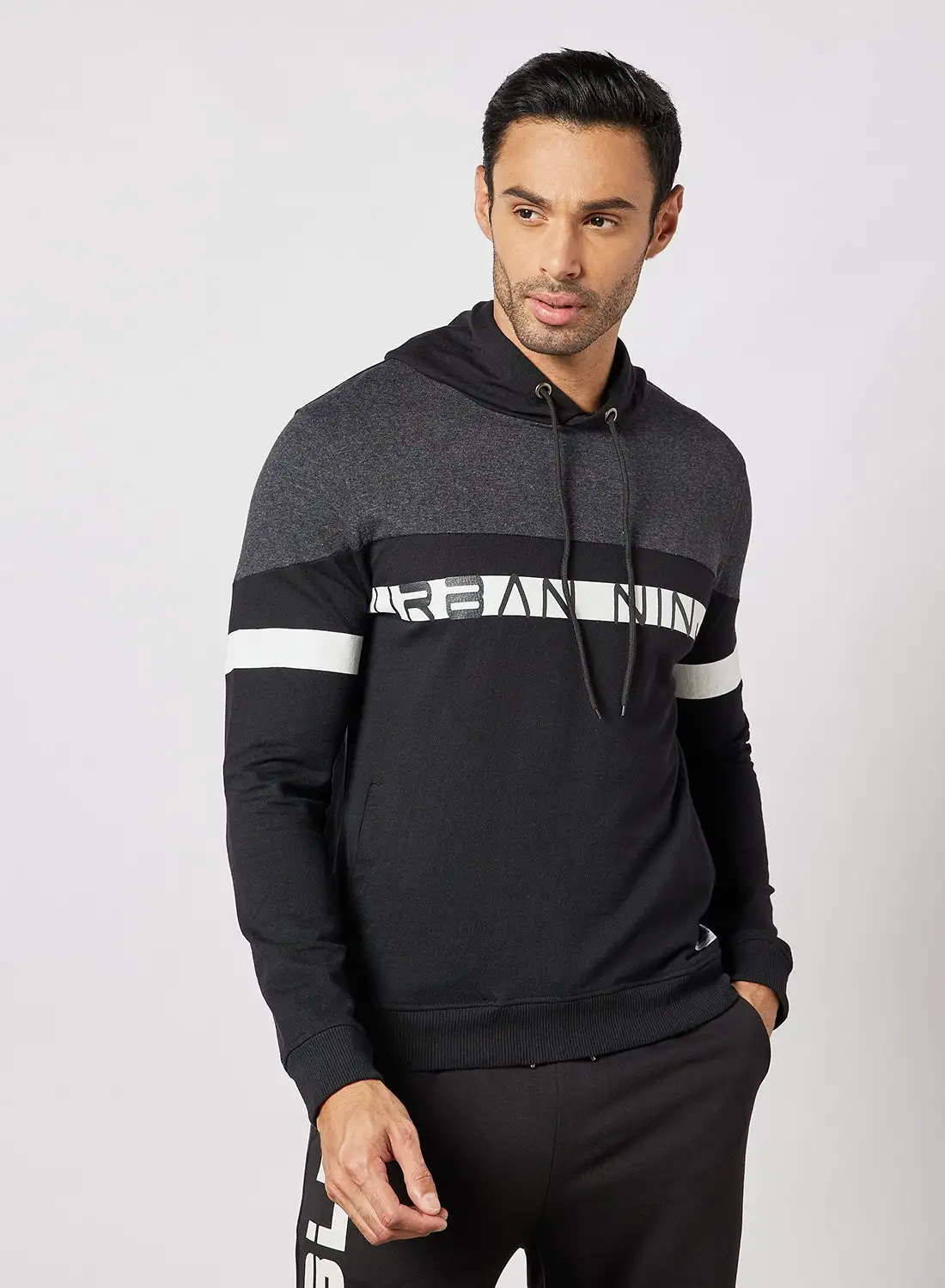 ABOF Regular Fit Sweatshirt أسود