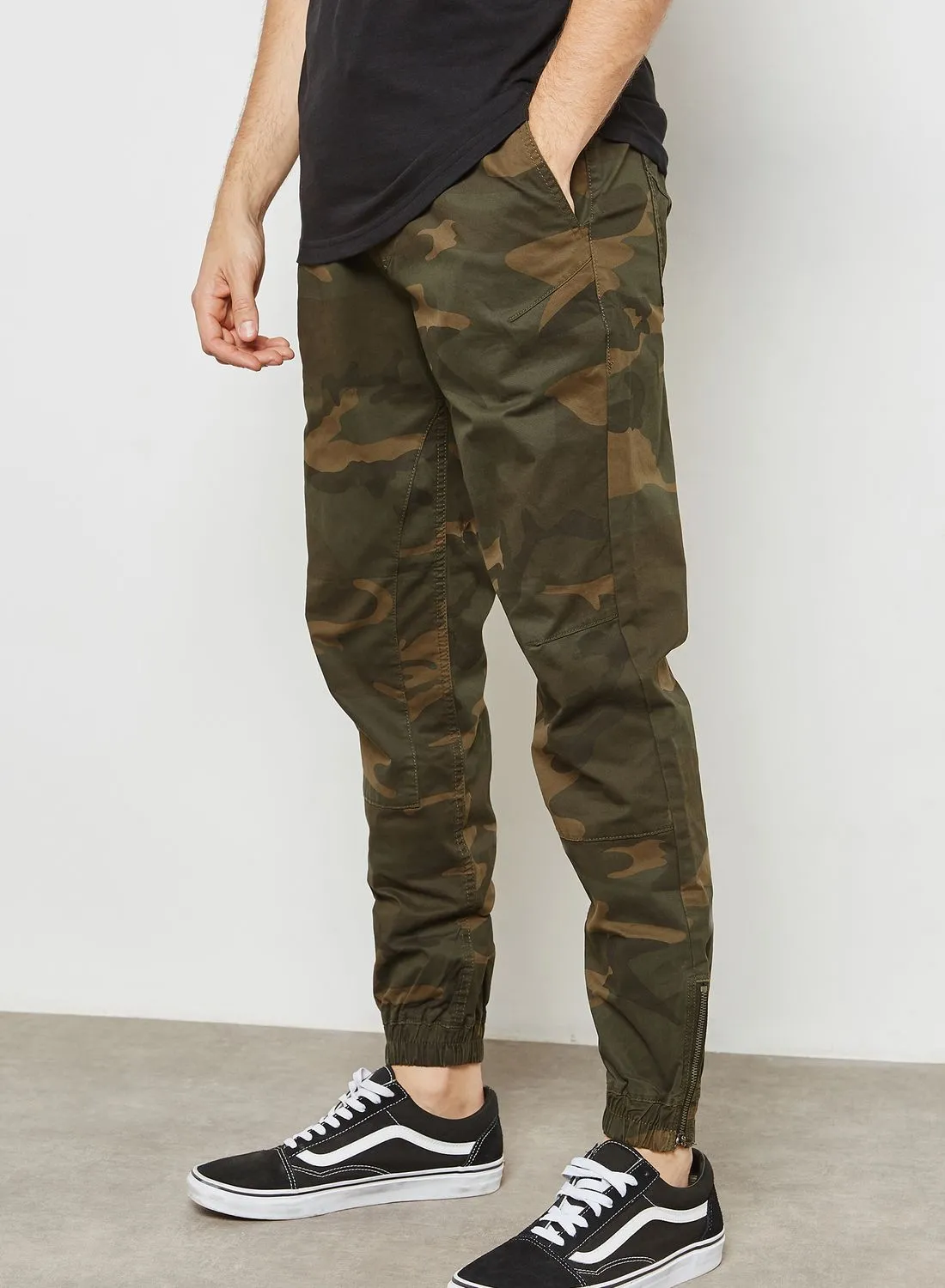 JACK & JONES Vegs Camo Print Sweatpants