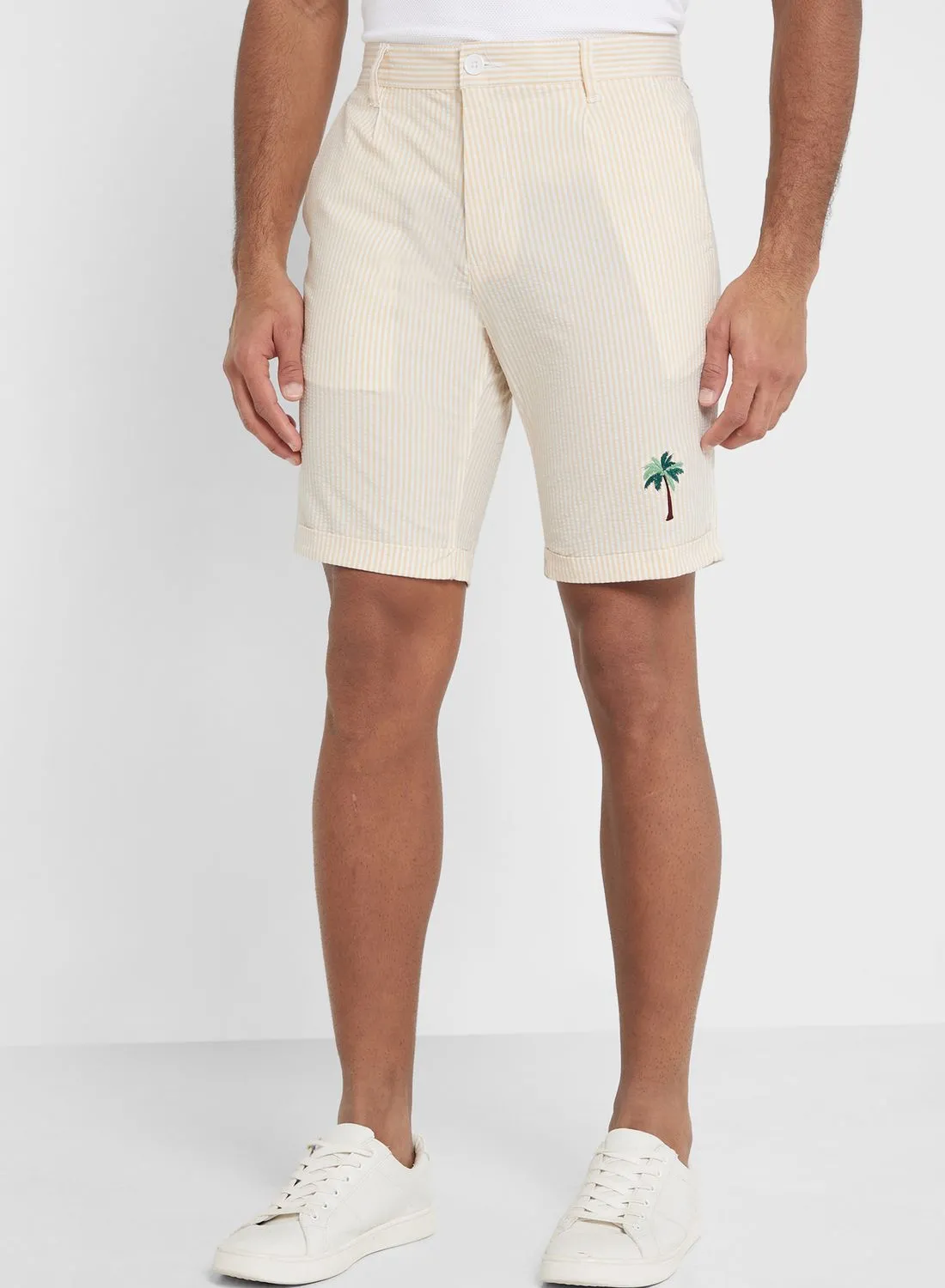 Thomas Scott Thomas Scott Men Mid-Rise Slim Fit Shorts