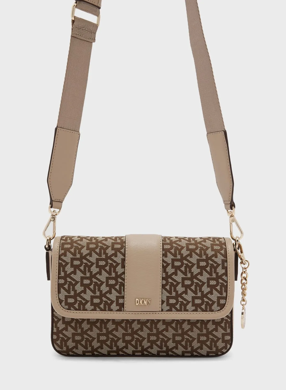 حقائب DKNY Bryant Park Crossbody