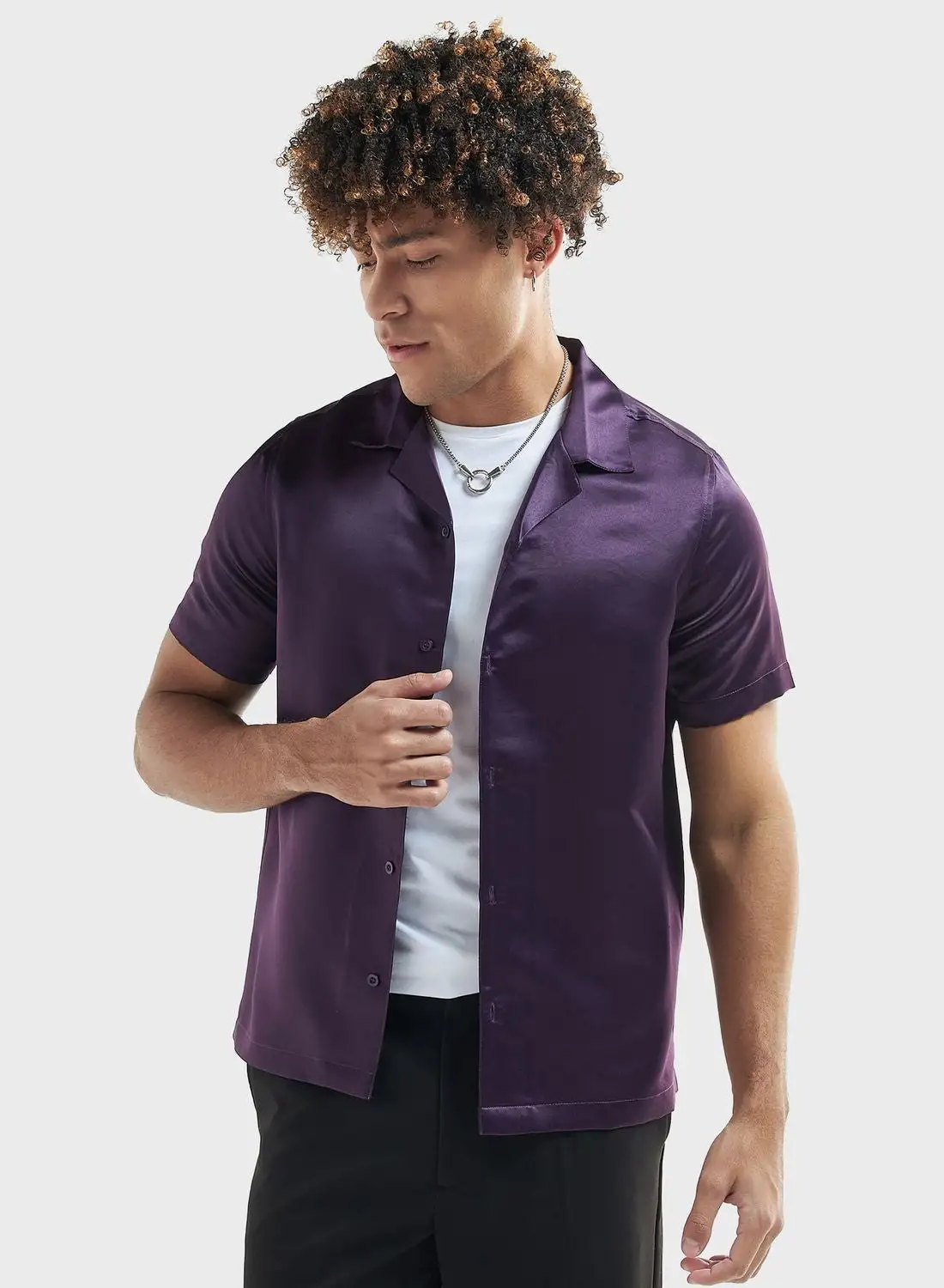 FAV Essential Regular Fit Shirt