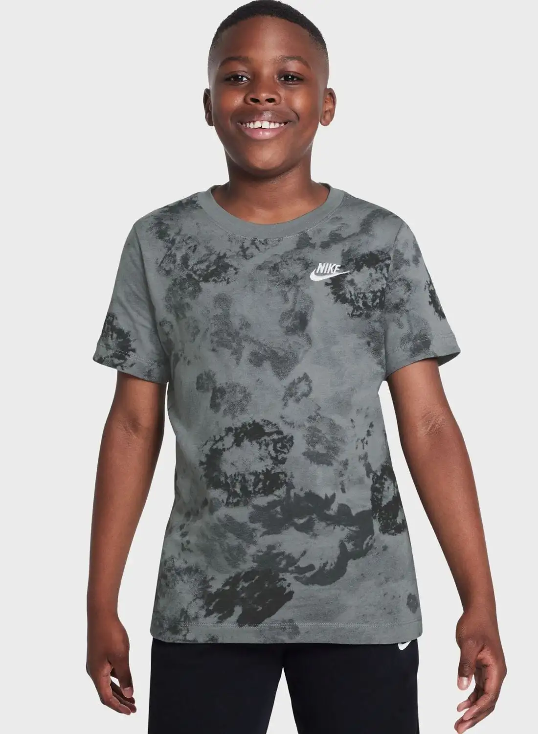 Nike Youth Nsw Club Seasonal Aop T-Shirt