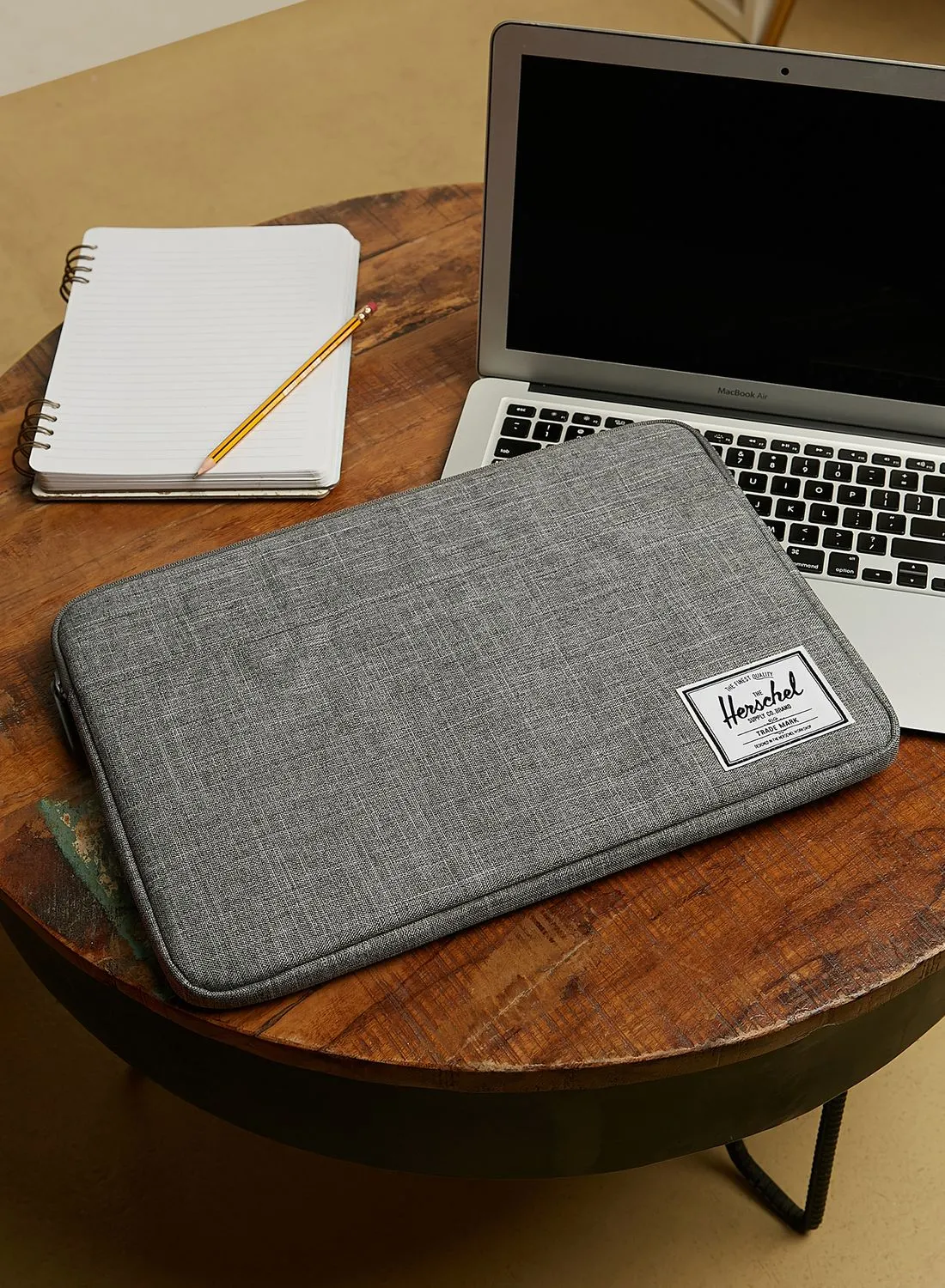 Herschel Raven Crosshatch Anchor Laptop Sleeve 15-16 Inch