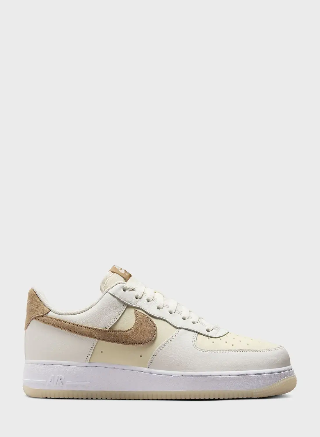 Nike Air Force 1 '07 Lv8