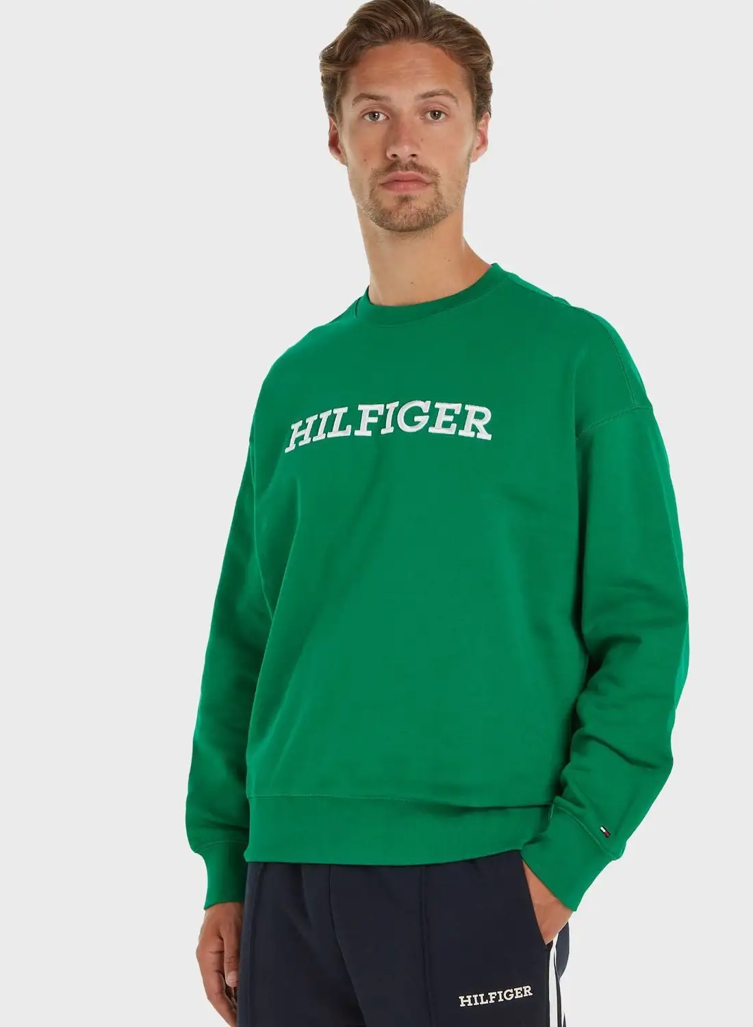 TOMMY HILFIGER Logo Sweatshirt