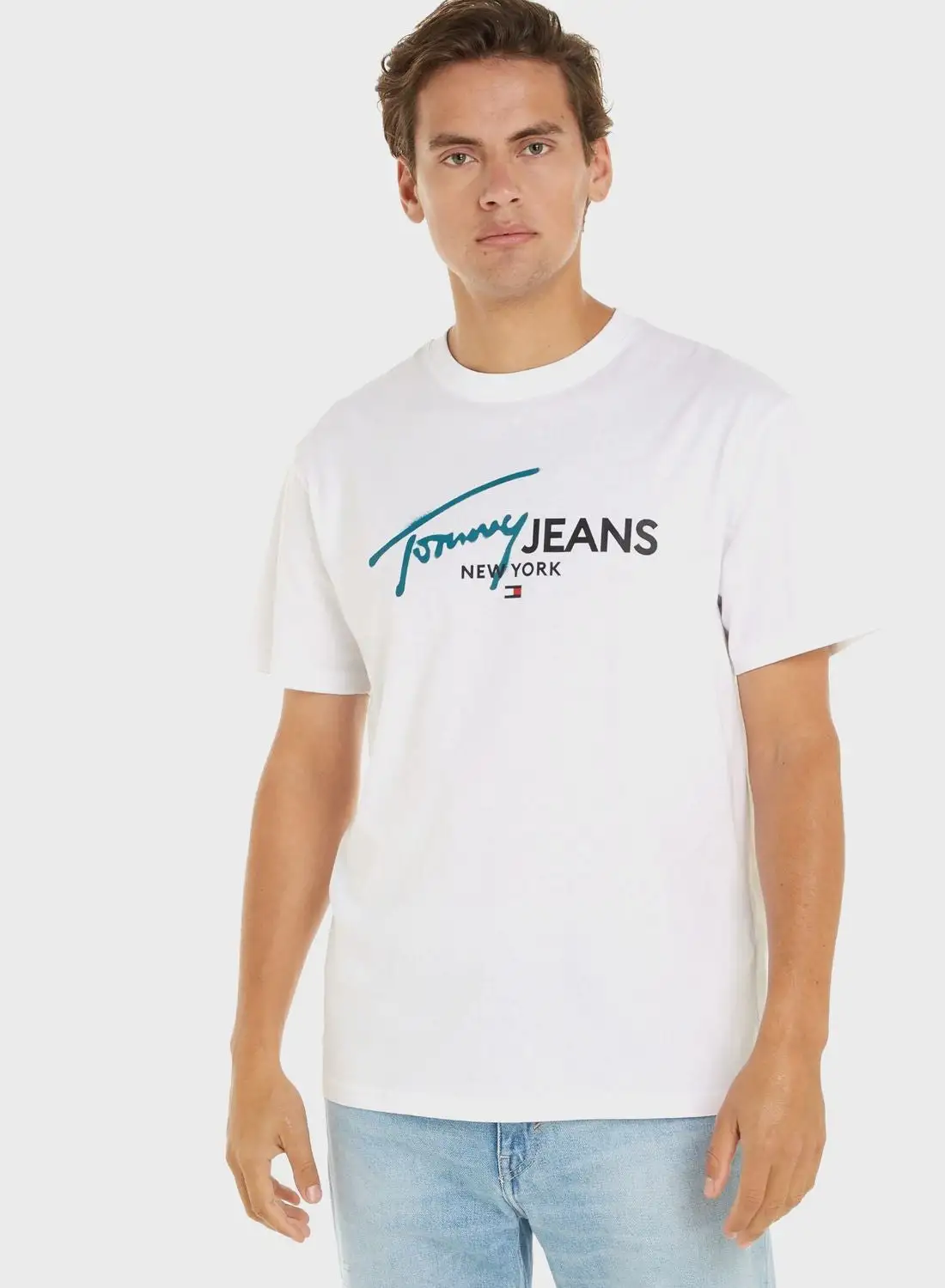 TOMMY JEANS Spray Pop Color Regular Fit T-Shirt