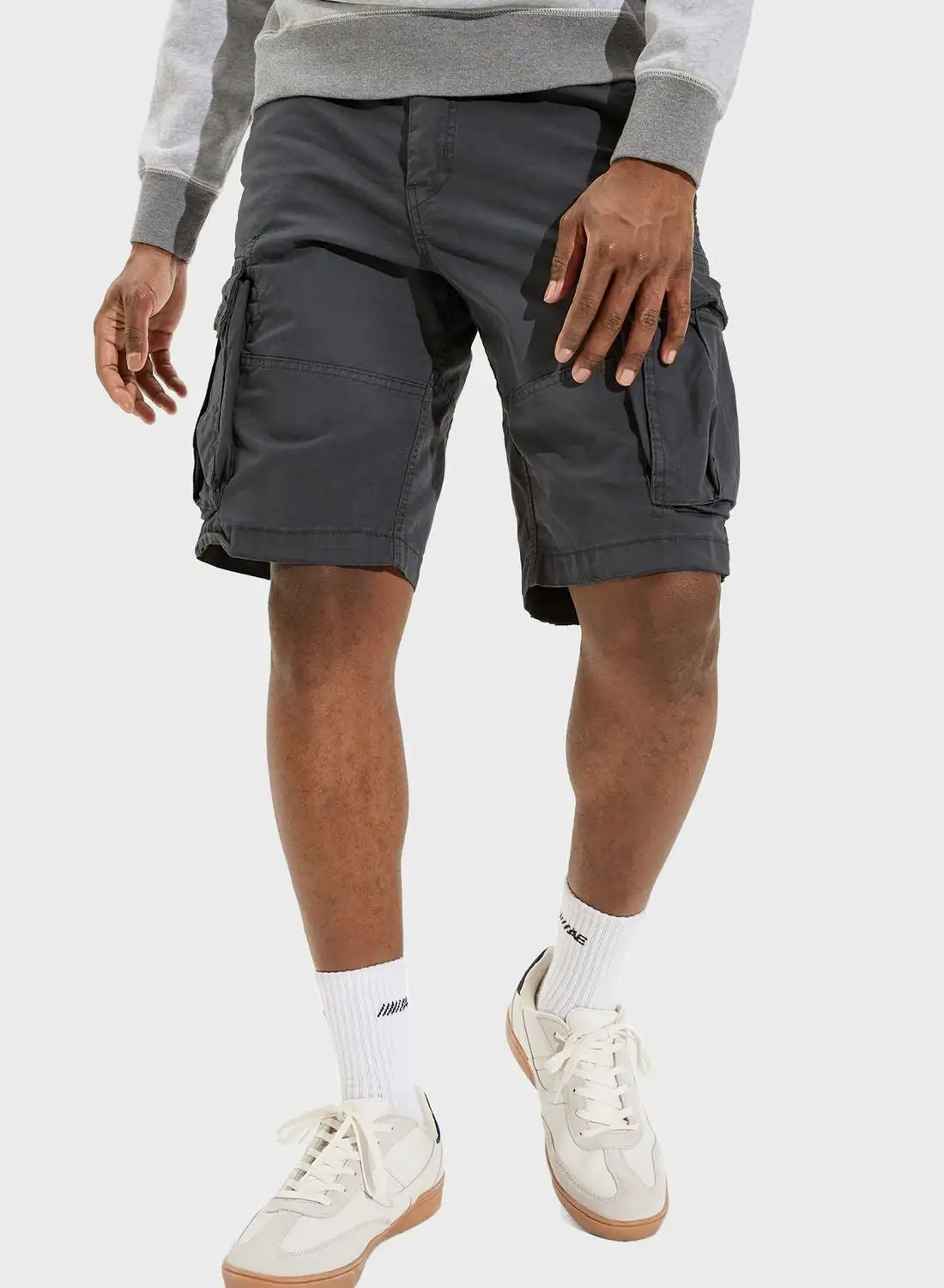 American Eagle Essential Cargo Shorts