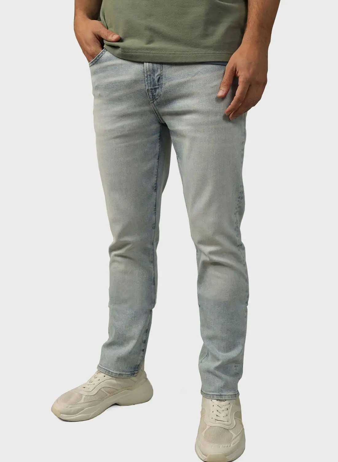 American Eagle Light Wash Slim Fit Jeans