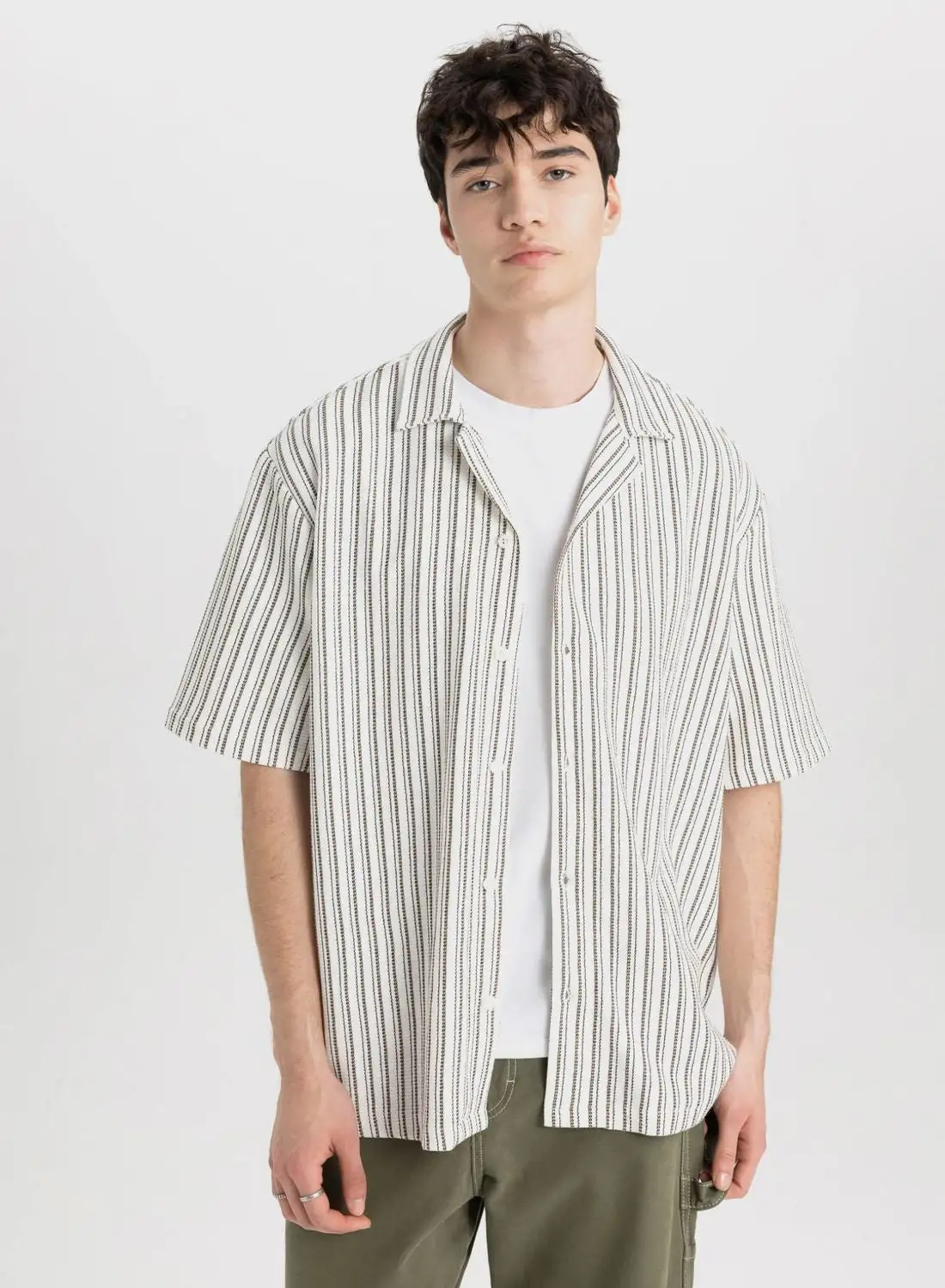 DeFacto Relax Fit Striped Short Sleeve Shirt