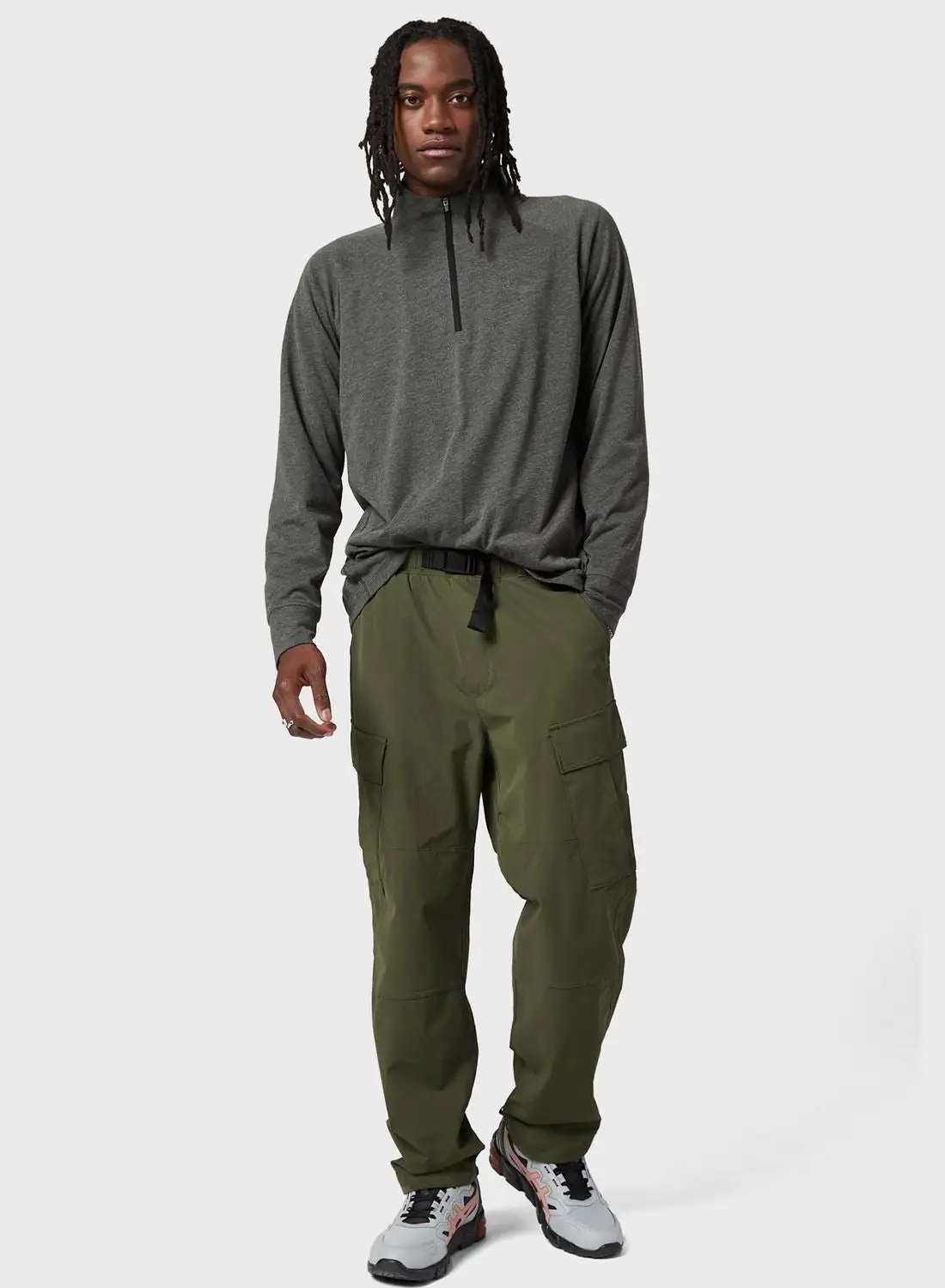 American Eagle Essential Cargo Joggers