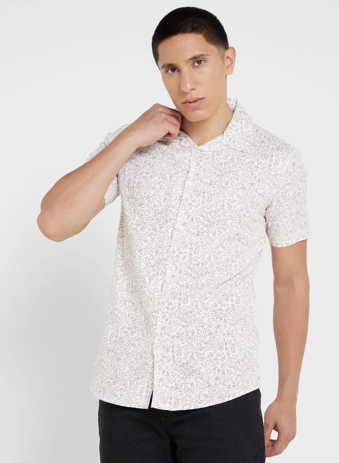 Seventy Five Pure Cotton Printed Casual Shirt With Half Sleeve And Resort Collar