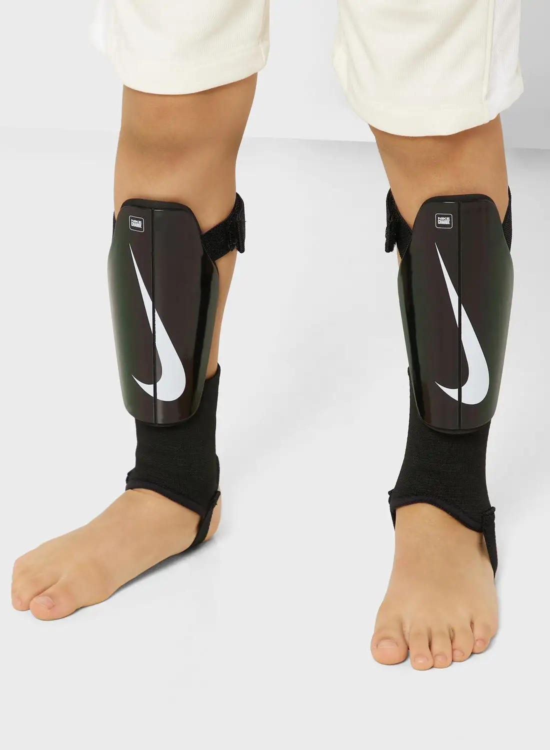 Nike Youth Chrg Shin Gaurd Su23