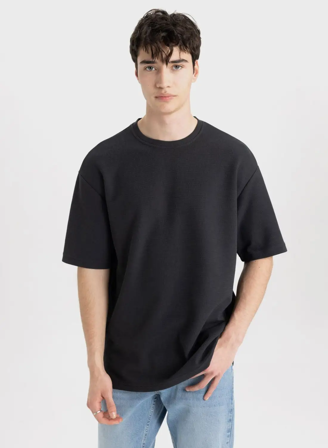 DeFacto Comfort Fit Crew Neck T-Shirt