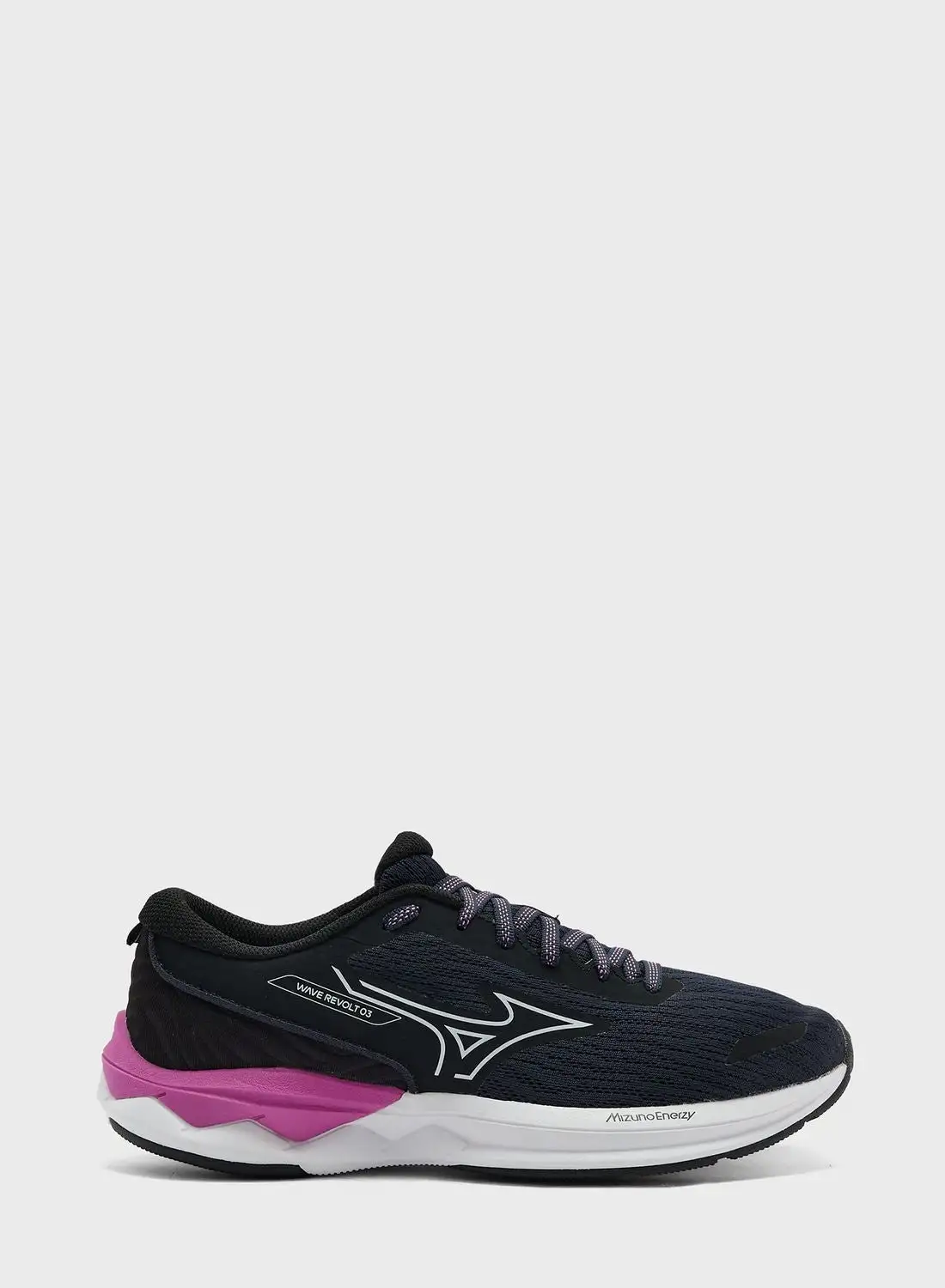 Mizuno Wave Revolt 3