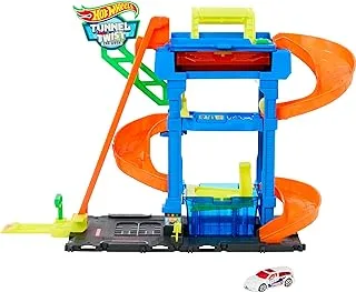 Hot Wheels City Tunnel Twist Car Wash & Color Shifters Vehicle in 1:64 Scale