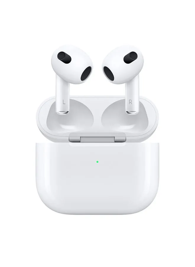 Apple AirPods (الجيل الثالث) مع حقيبة شحن Lightning باللون الأبيض