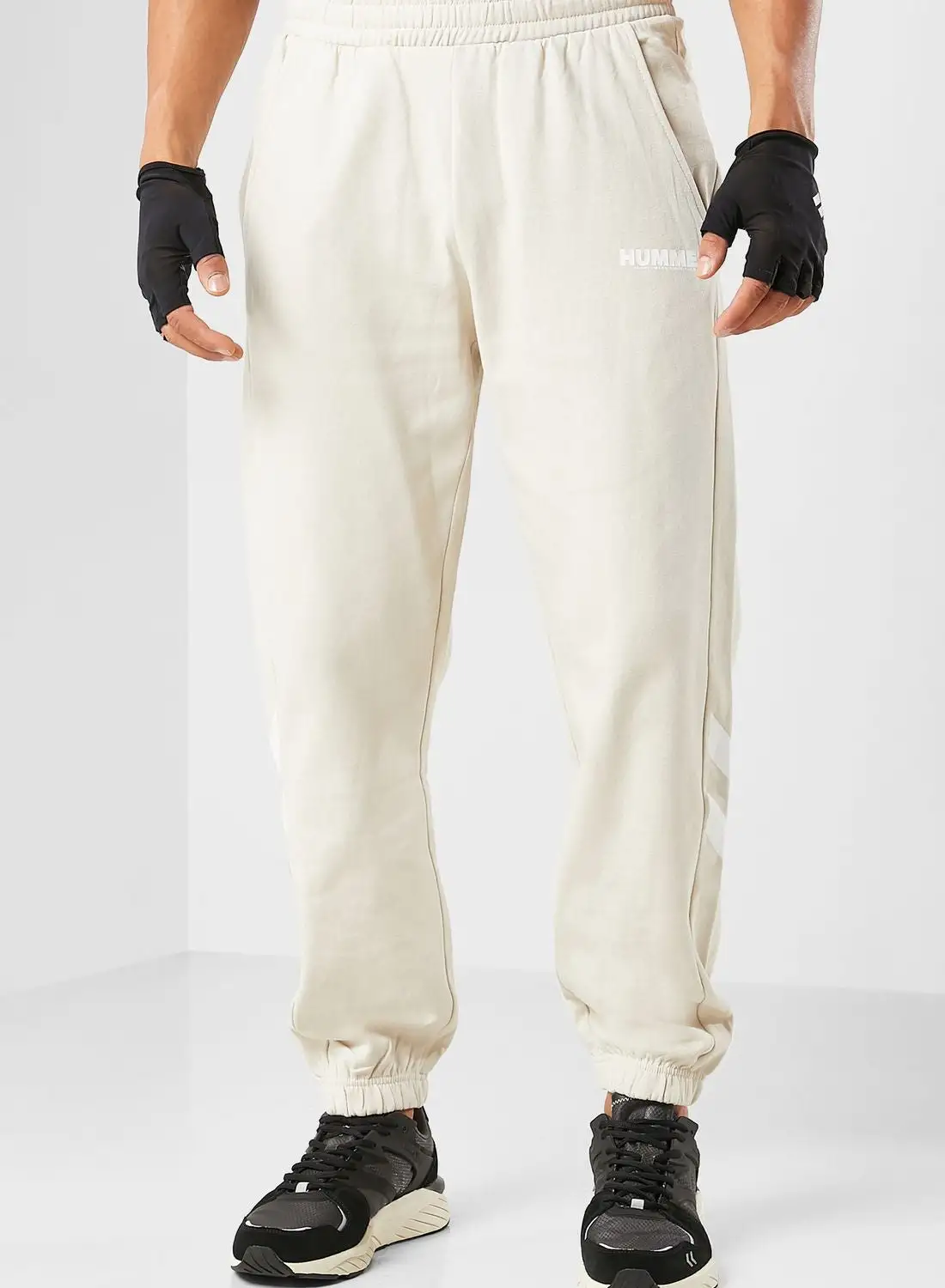 Hummel Legacy Regular Sweatpants