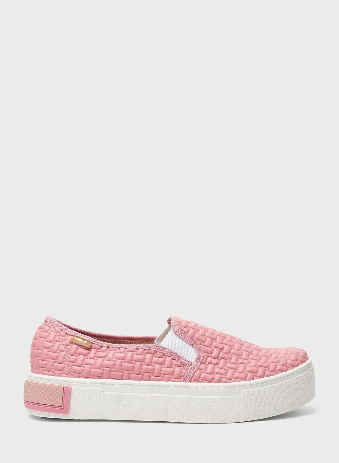 MOLECA Nyra Slip Ons