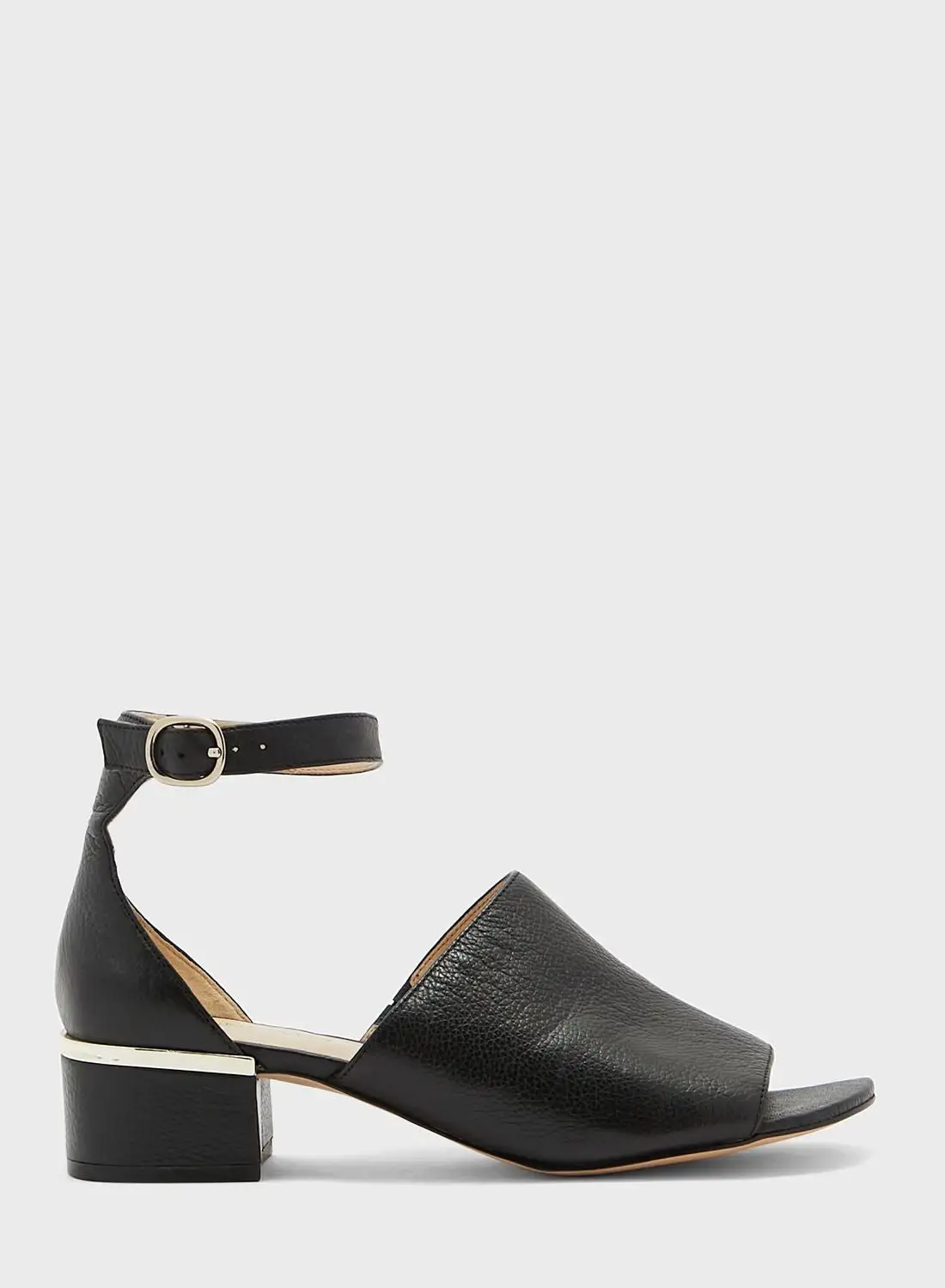 NINE WEST Yorada Sandals