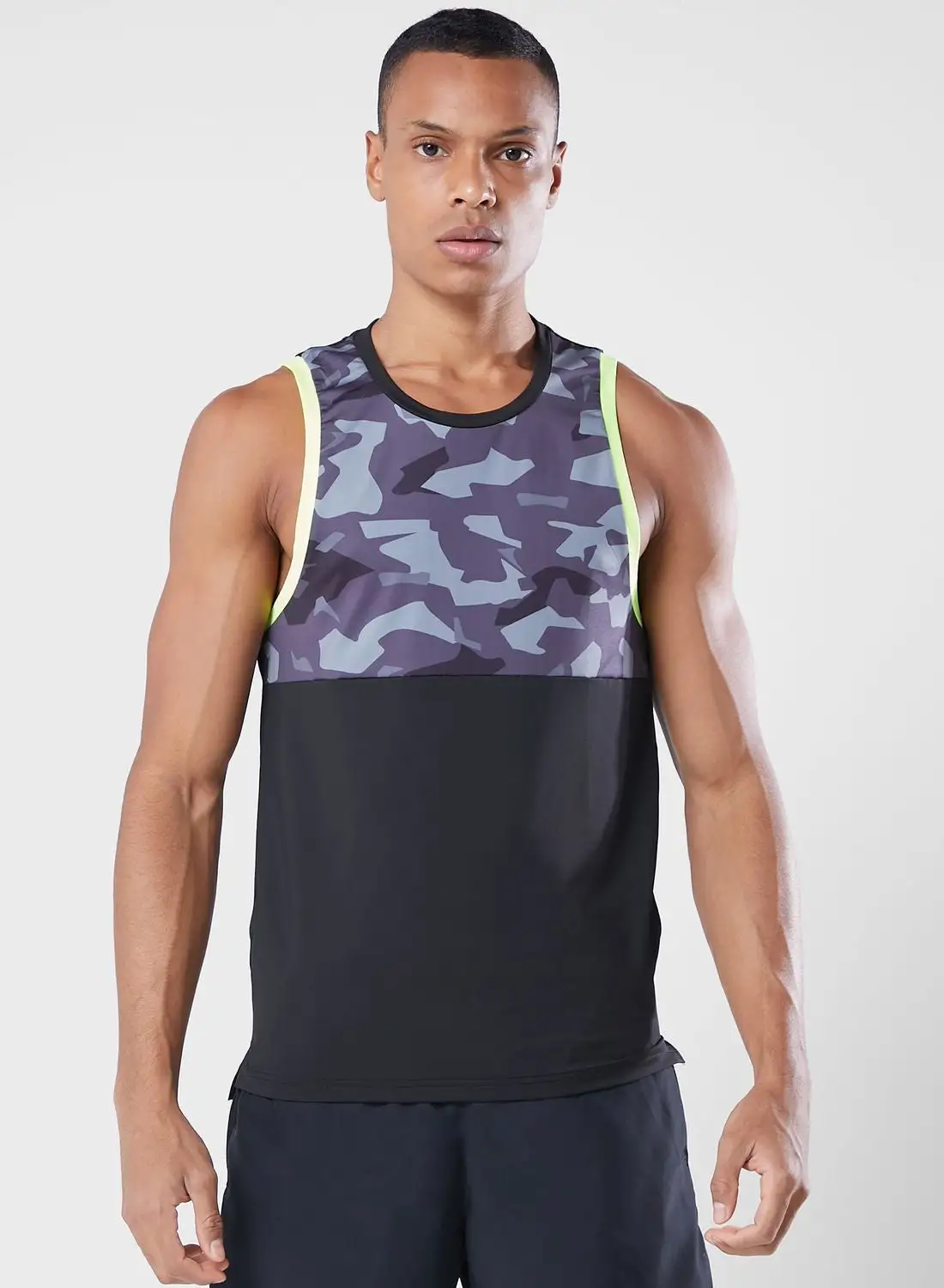 FRWD Hybrid Vest