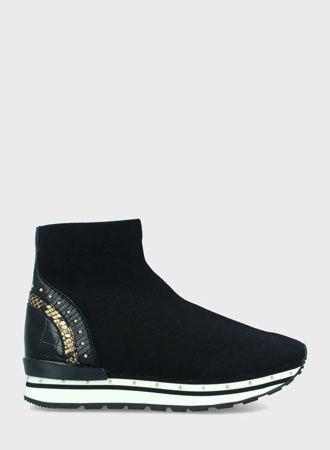 MENBUR Casual Slip Ons